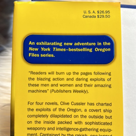 Adventure set of 2 hardcover - Picture 7 of 8